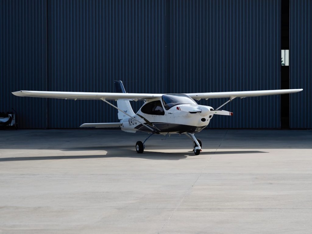 RV lifestyle - Photo by Horizon flights on Unsplash