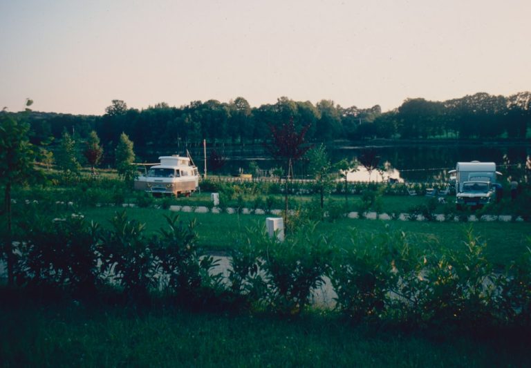 How Campground Electrical Systems Handle Multiple RVs — and Why Your Neighbor’s Usage Affects Your Power