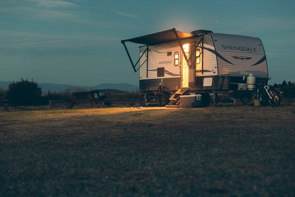 RV lifestyle - Photo by Devon MacKay on Unsplash