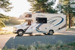 Why RV WiFi Extenders Need External Antennas to Actually Work — and How Indoor Units Fail in Metal RVs