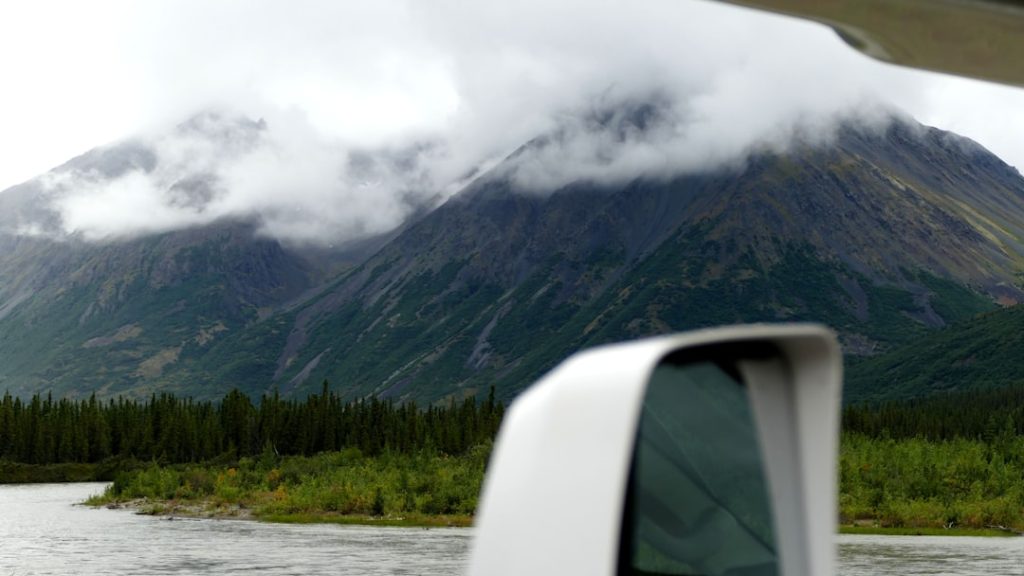 RV lifestyle - Photo by Joris Beugels on Unsplash