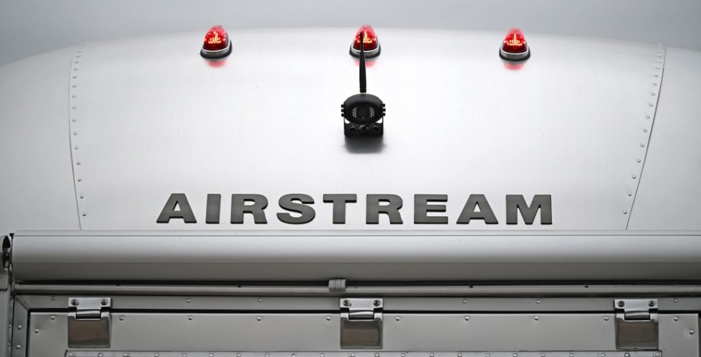 RV lifestyle - Photo by John Steinbeck on Unsplash